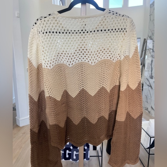 Allison Parla Pullover - Picture 6 of 8